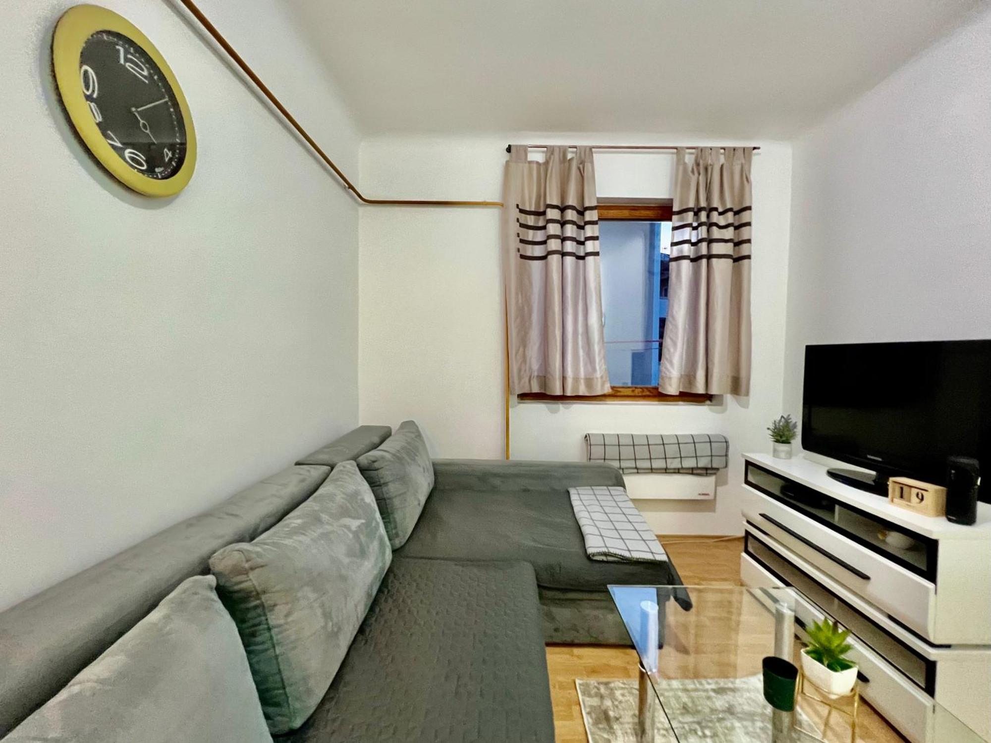 Center One-bedroom Loft Appartement *
